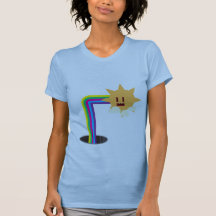 Solen som har roligt med en regnbågeskjorta t shirts
