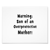 son av overprotective morsvarttext foton