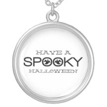 Spöklikt typografiHalloween halsband