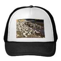 Stenar och vatten baseball hat
