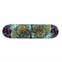 Stilleben, guld- tekopp och silvertallrikar skateboard decks