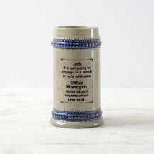 Strid av intelligenskontorschefen kaffe mugg