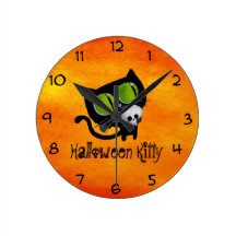 Svart Halloween katt med skallen Klocka