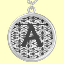 Svartvitt anpassadehalsband för Monogram halsband