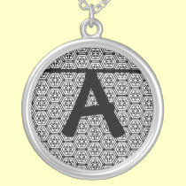 Svartvitt anpassadehalsband för Monogram halsband
