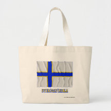 Sverigefinska som vinkar flagga med namn kassar