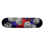 tärningen slösar den röda och svart skateboarden