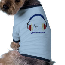 Telefon för musiktjusninghuvud hund tee