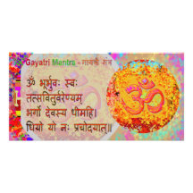 Text för Mantra för Om-Mantra n Gayatri Sanskrit Hälsningskort Med Foto