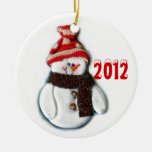 Tillfoga en känd 2012 gullig snögubbeprydnad julgransdekoration