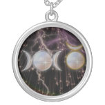 trefaldigt gudinnahalsband