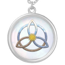 Triquetra jord luftar bevattnar anpassningsbara smycken