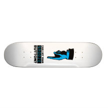 Tuppluren knäppas skateboarden
