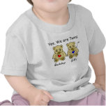 Tvilling- barnTshirts för personligen ja, är vi tw