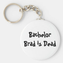Ungkarlen Brad är död Nyckelringar