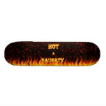 Varmt och styggt avfyra och röd marmorheart. skateboard decks