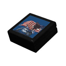 Vilden & frigör - den patriotiska örnen, motorbike presentförpackningar