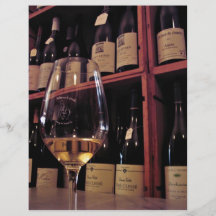 Vinexponeringsglas med flaskor i bakgrund flygblad designs