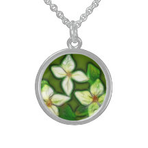 VitDogwoodhänge Sterling Silver Halsband