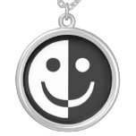 Yin och Yang Smiley Smycken