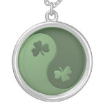 Yin Yang Shamrockshalsband