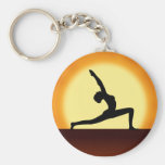 YogaSilhouetteSunririse standard runda Keychains Nyckelring