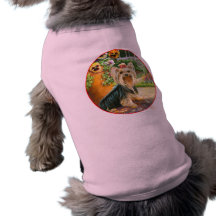 Yorkie med gazeboen och Pansies Hund T-shirt