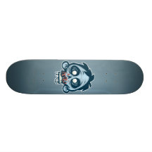 Zombieskallen stiger ombord skateboard