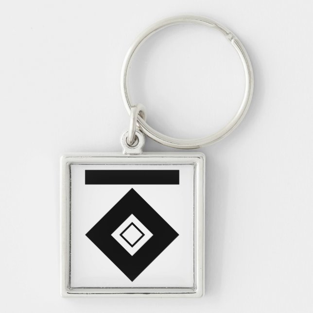 一柳釘抜き FYRKANTIG SILVERFÄRGAD NYCKELRING (Framsidan)