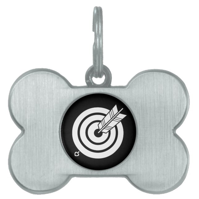 丸 的 に 当 た り 矢 NAMNBRICKA HUSDJUR (Framsidan)