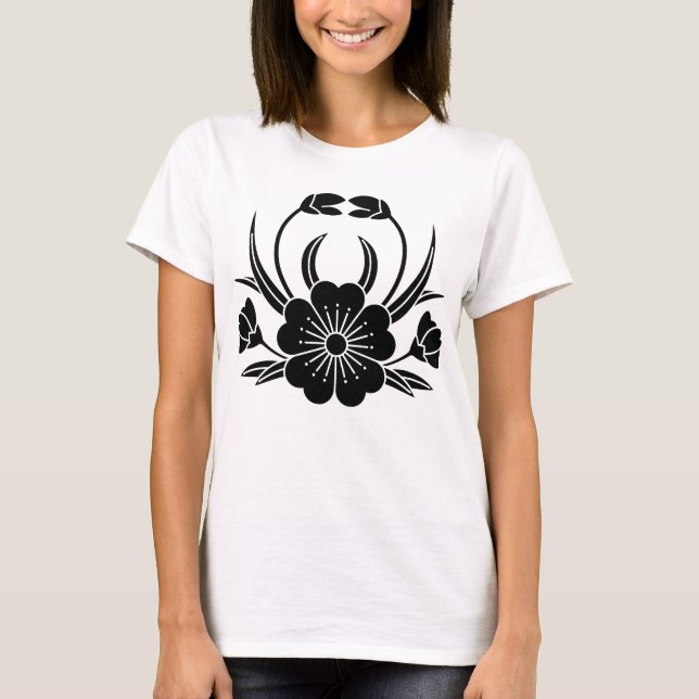 小山蟹桜 T-SHIRT (Framsida)