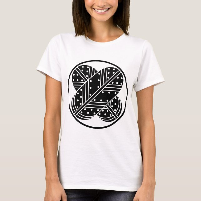 糸輪に斑いり違い鷹の羽 T SHIRT (Framsida)