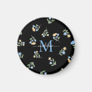 Sök efter monogrammed magneter För henne