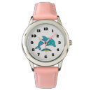 Sök efter delfin smycken För henne