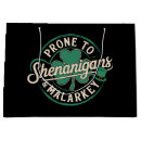 Sök efter klöver presentpåsar Dag