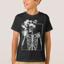 Sök efter skeleton coffee tshirts Drickande