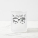 Sök efter geek frostade glas muggar Nervös