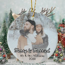 Sök efter merry runda julgransprydnader Nygifta