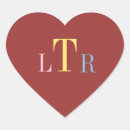 Sök efter monogram heart klistermärken För henne