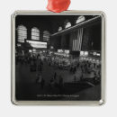 Sök efter inomhus julgransprydnader Folk