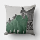 Sök efter elefante kuddar För alla