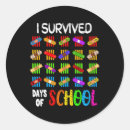 Sök efter överlevt klistermärken Skola