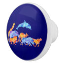 Sök efter vilda djur och knoppar handtag Giraffe