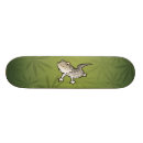 Sök efter gulliga drakar För henne