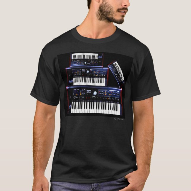 005 ha på sig det högt med MusicMinds dräkt T Shirt (Framsida)