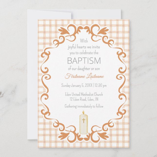 014 Latte Tan Scroll Gingham Cross Candle Baptism Inbjudningar (Framsida)
