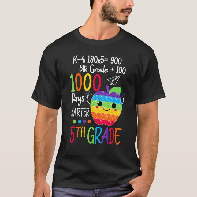 1000 days of school 5th Grade Teacher 1000 Days Sm T Shirt (Framsida)