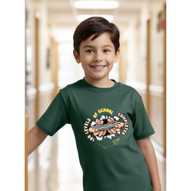 100 barn slutförda i skolan t shirt (Skapare uppladdad)