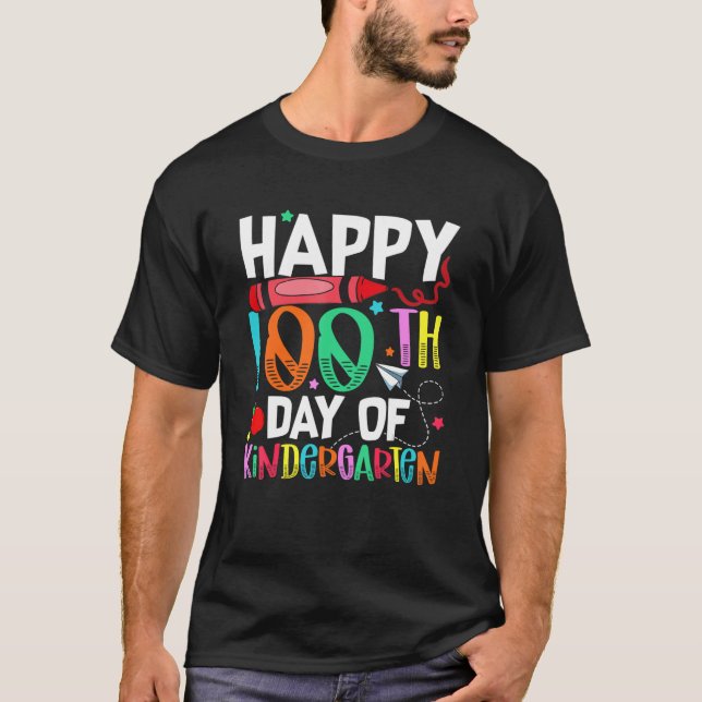 100 dagar av Kindergarten Lycklig 100-dagarsdagen  T Shirt (Framsida)