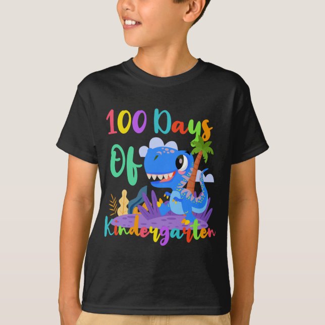 100 dagar för Kindergarten Funny Dinosaur-lärare T Shirt (Framsida)